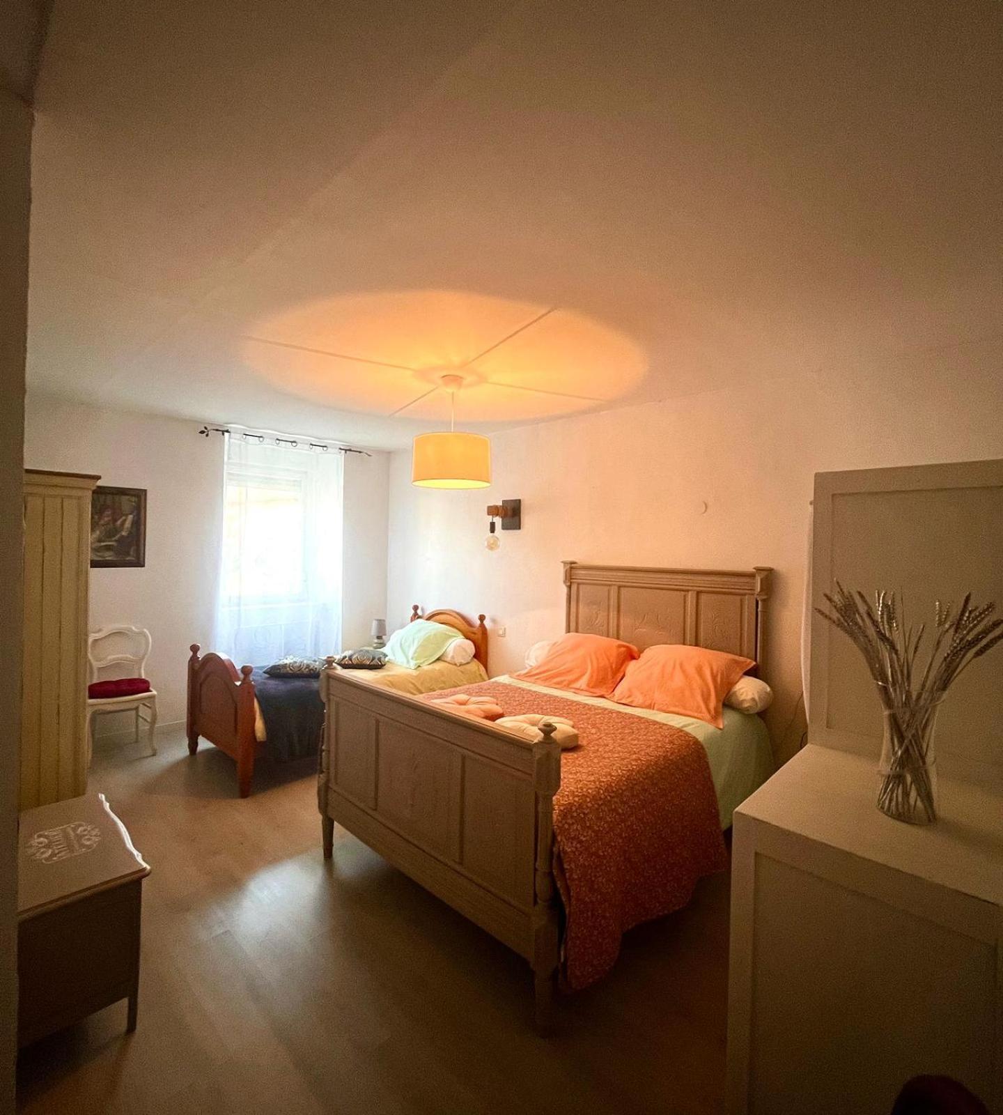 Meuble 3 Etoiles Dans Un Petit Village Du Gers Villecomtal-Sur-Arros Экстерьер фото